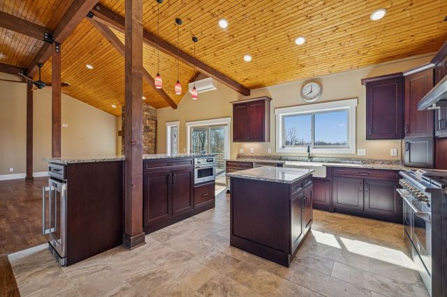 1224 Hangar Rd, Springfield, TN 37172