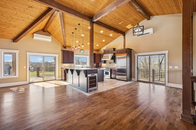 1224 Hangar Rd, Springfield, TN 37172
