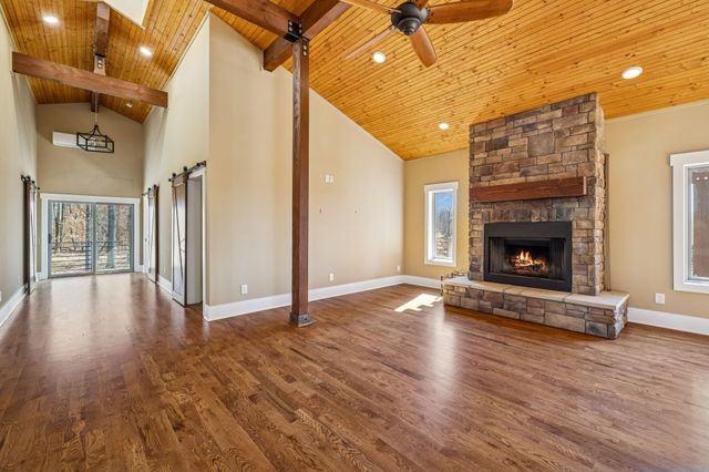 1224 Hangar Rd, Springfield, TN 37172