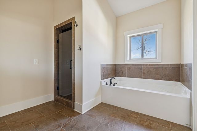 1224 Hangar Rd, Springfield, TN 37172