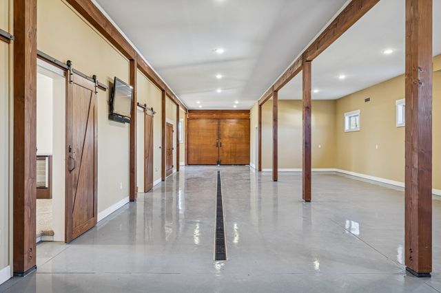 1224 Hangar Rd, Springfield, TN 37172