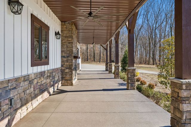 1224 Hangar Rd, Springfield, TN 37172