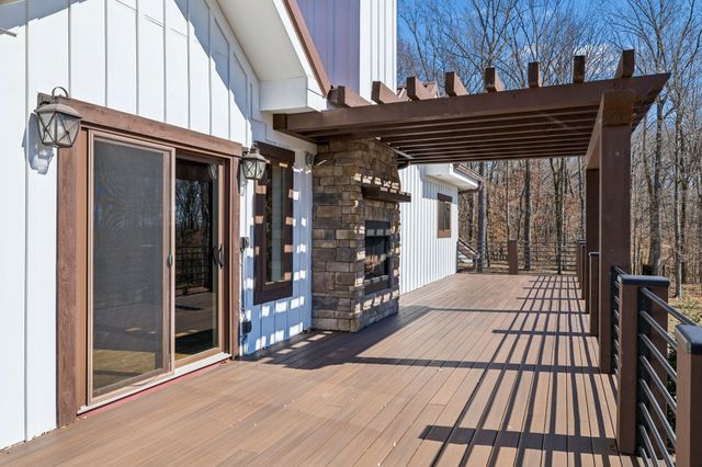 1224 Hangar Rd, Springfield, TN 37172