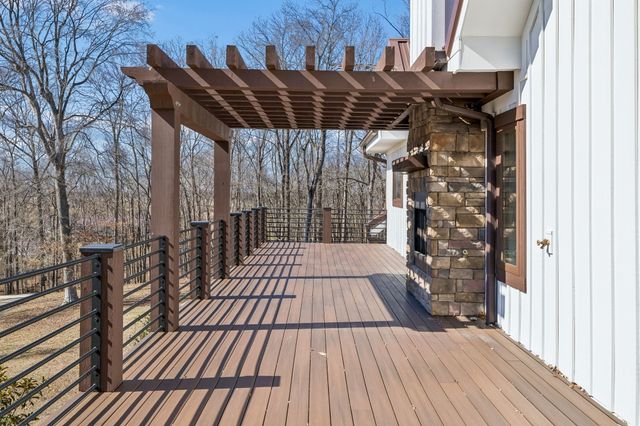 1224 Hangar Rd, Springfield, TN 37172