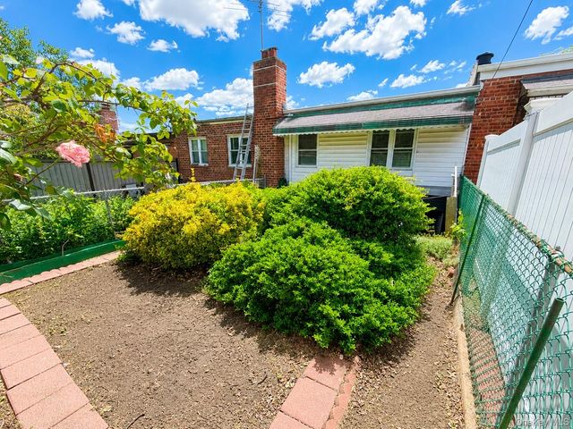 7315 Cook Avenue, Middle Village, NY 11379