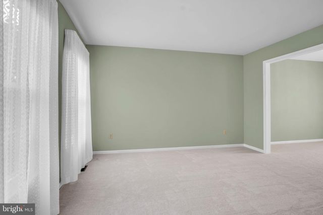 14 BLUE SPRUCE DR, Enola, PA 17025