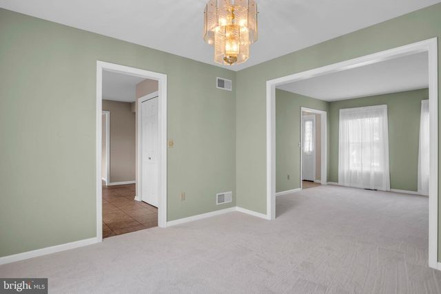 14 BLUE SPRUCE DR, Enola, PA 17025