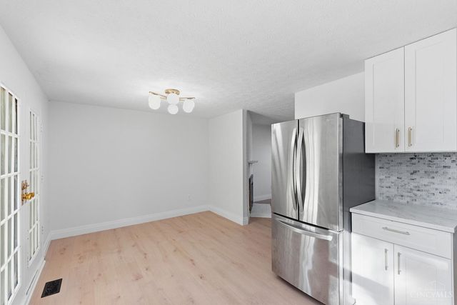 1403 Kingsbury Drive, Forest Park, OH 45240