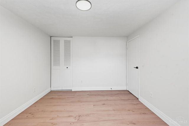 1403 Kingsbury Drive, Forest Park, OH 45240