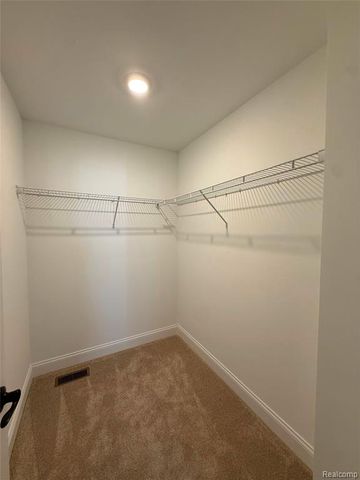 1054 Camellia Circle 44, Howell, MI 48843