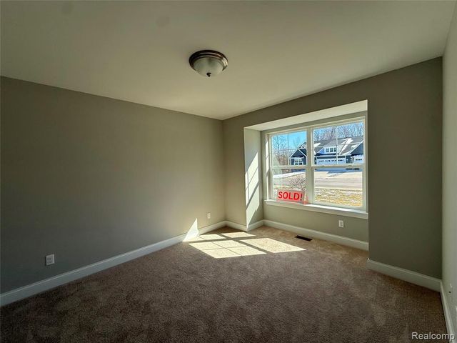 1054 Camellia Circle 44, Howell, MI 48843