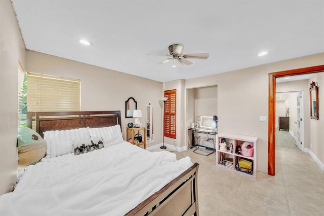 5844 Pinebrook Drive, Boca Raton, FL 33433