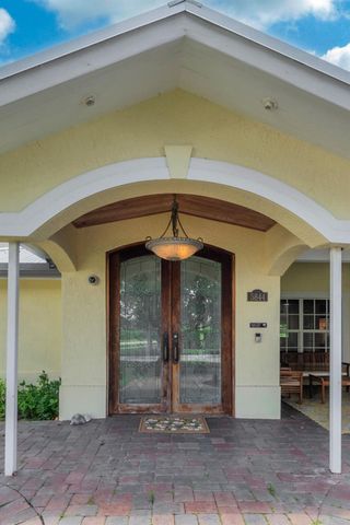 5844 Pinebrook Drive, Boca Raton, FL 33433