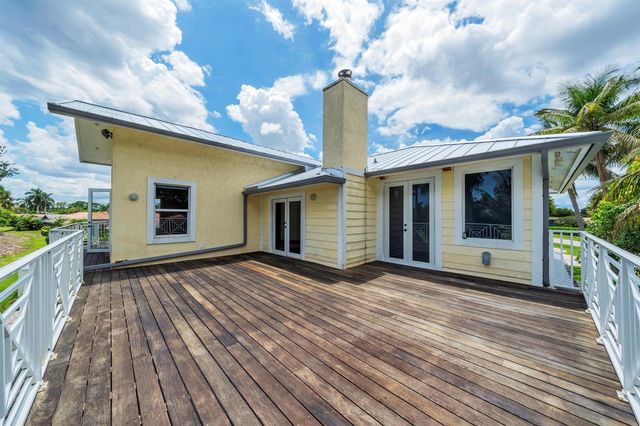 5844 Pinebrook Drive, Boca Raton, FL 33433