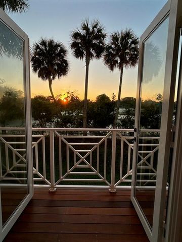 5844 Pinebrook Drive, Boca Raton, FL 33433