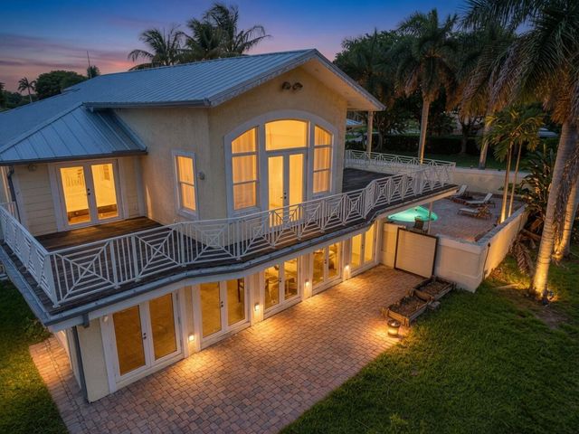5844 Pinebrook Drive, Boca Raton, FL 33433