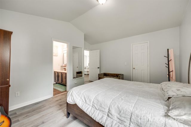 7442 Crestside Lane, Charlotte, NC 28227