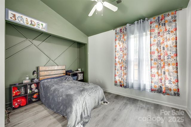 7442 Crestside Lane, Charlotte, NC 28227