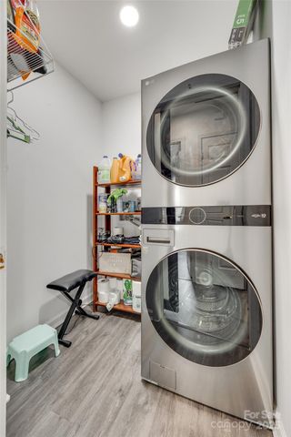 7442 Crestside Lane, Charlotte, NC 28227