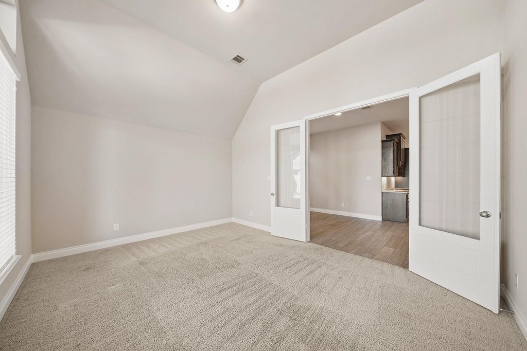 Image 15 of property listing at 6406 Kingston Valley Trail, Katy, TX 77493