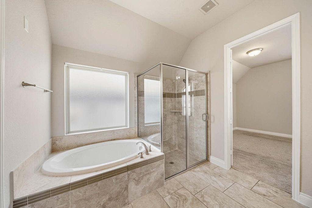 Image 19 of property listing at 6406 Kingston Valley Trail, Katy, TX 77493