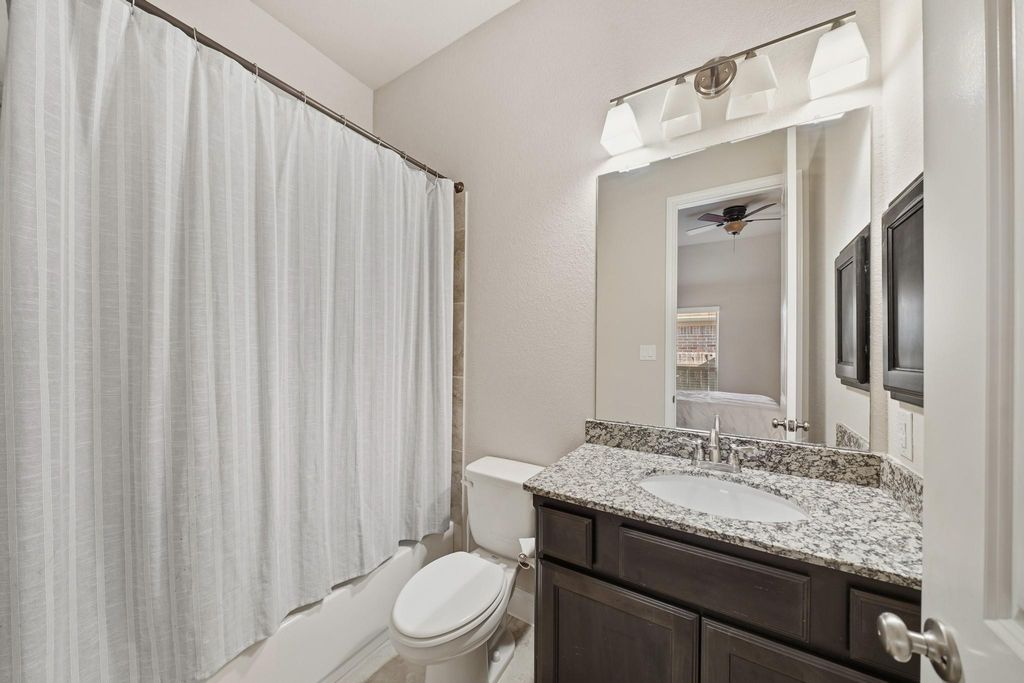 Image 21 of property listing at 6406 Kingston Valley Trail, Katy, TX 77493