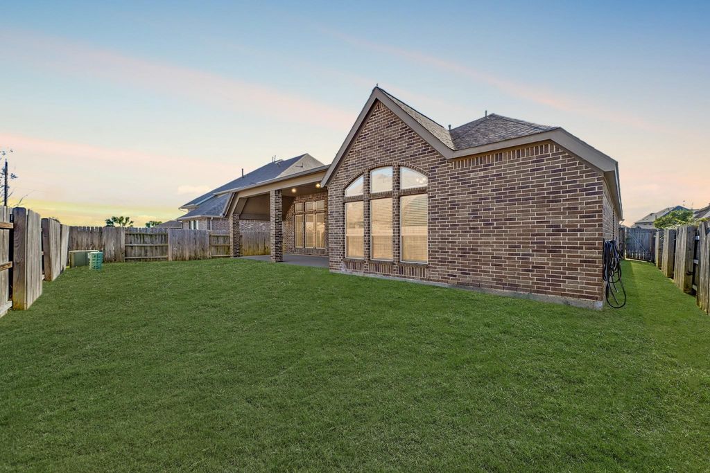 Image 26 of property listing at 6406 Kingston Valley Trail, Katy, TX 77493