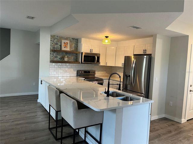 4326 TYLER CIRCLE N, St Petersburg, FL 33709