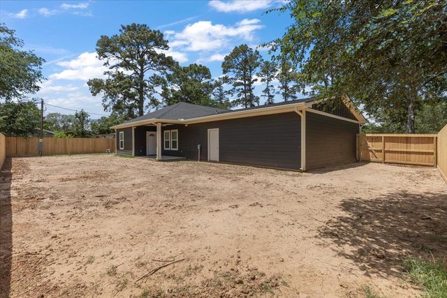 109 Clear Spring ST, Bastrop, TX 78602