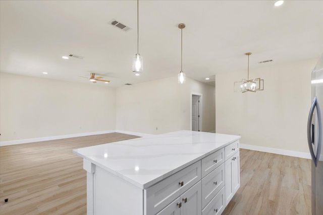 109 Clear Spring ST, Bastrop, TX 78602
