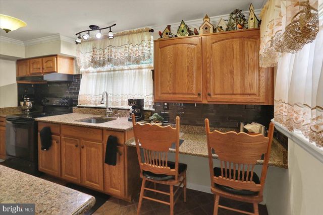 513 PERSHING BLVD, Reading, PA 19607