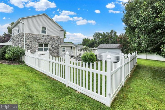 513 PERSHING BLVD, Reading, PA 19607