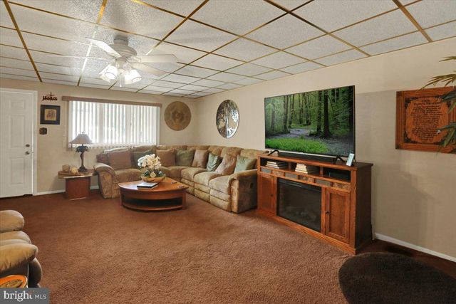 513 PERSHING BLVD, Reading, PA 19607