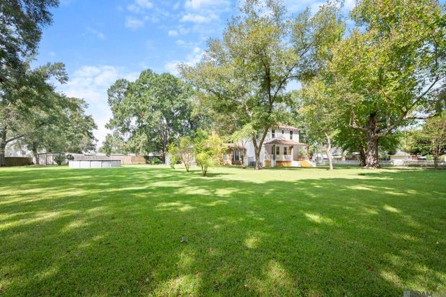 3953 Bird Heights Ave, Addis, LA 70710