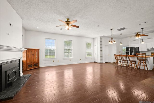 3953 Bird Heights Ave, Addis, LA 70710