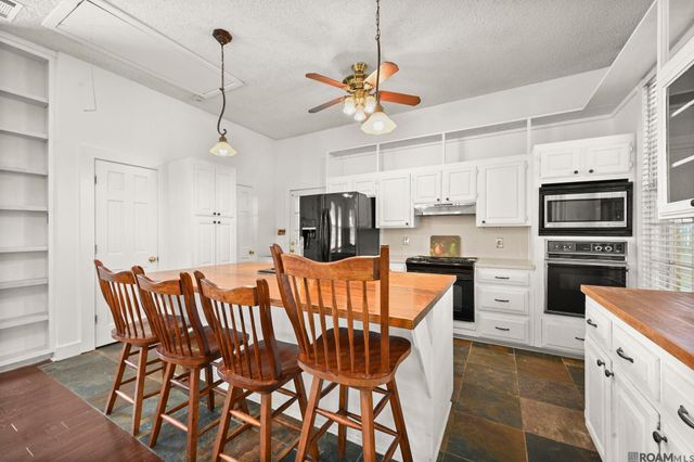 3953 Bird Heights Ave, Addis, LA 70710