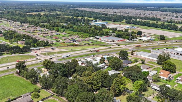 3953 Bird Heights Ave, Addis, LA 70710