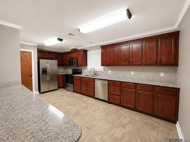 16527 Pernecia Ave, Greenwell Springs, LA 70739