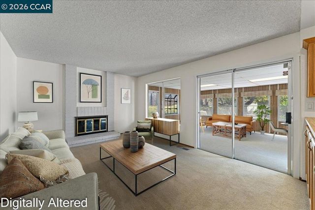 124 Chestnut Dr, Hercules, CA 94547