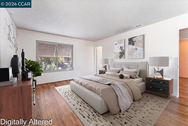 124 Chestnut Dr, Hercules, CA 94547