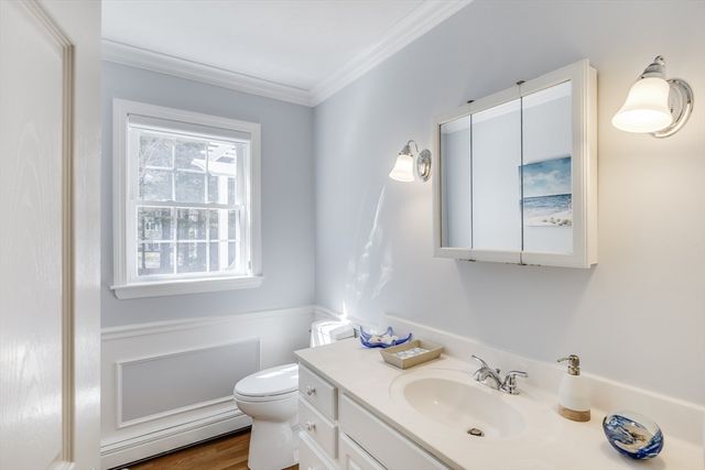 66 Frog Pond Close, Mashpee, MA 02649
