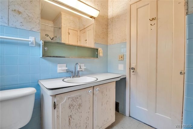 66 Choate Avenue, Buffalo, NY 14220