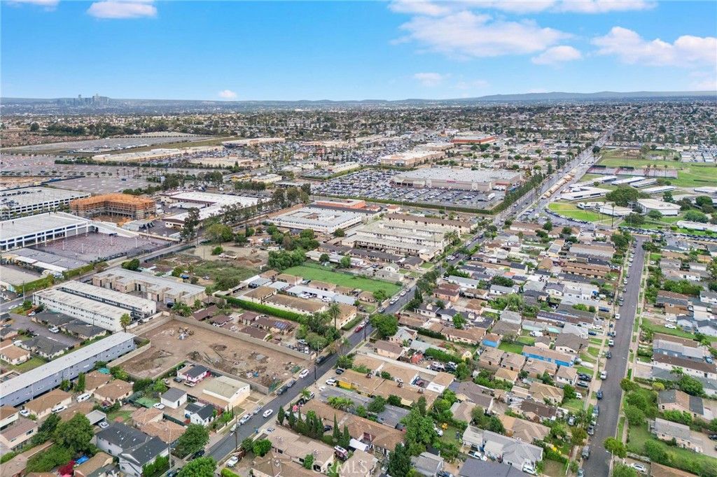 3668 W 102nd Street, Inglewood, CA 90303 — exterior