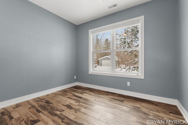 4656 Arbor Trail, Laketown Twp, MI 49423