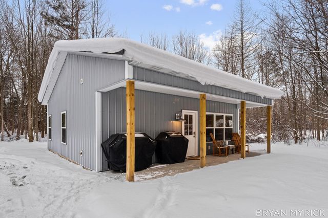 4656 Arbor Trail, Laketown Twp, MI 49423