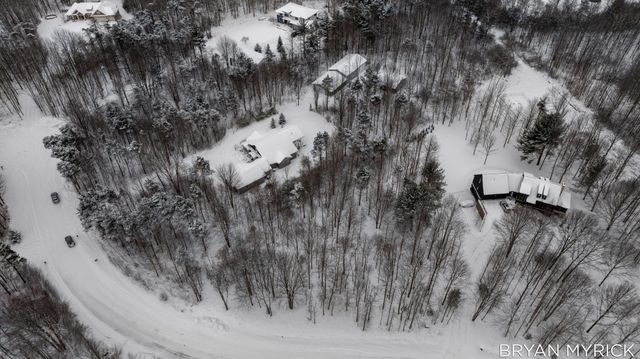 4656 Arbor Trail, Laketown Twp, MI 49423