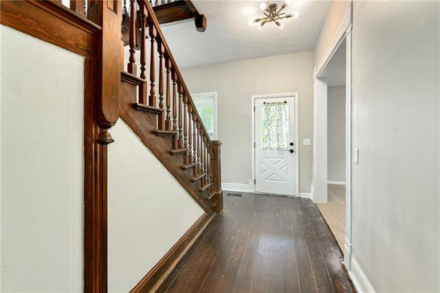 505 W Wea Street, Paola, KS 66071