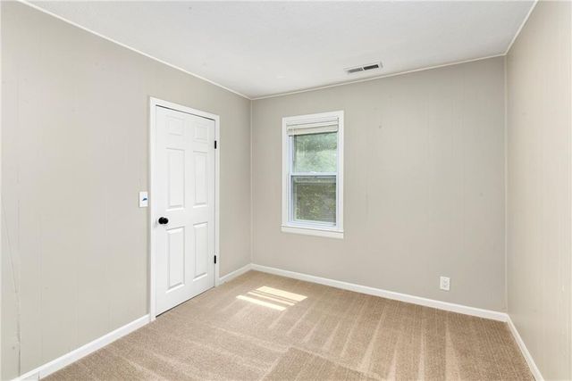 505 W Wea Street, Paola, KS 66071