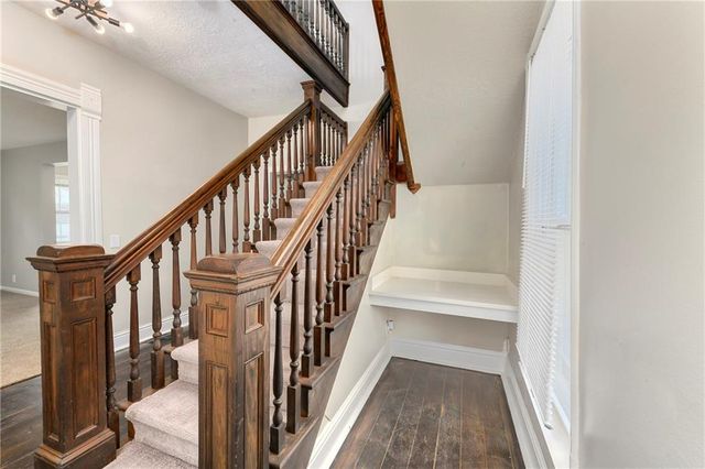 505 W Wea Street, Paola, KS 66071
