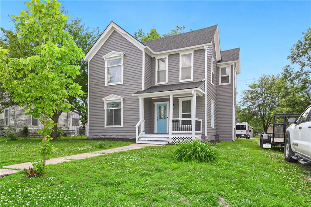 505 W Wea Street, Paola, KS 66071